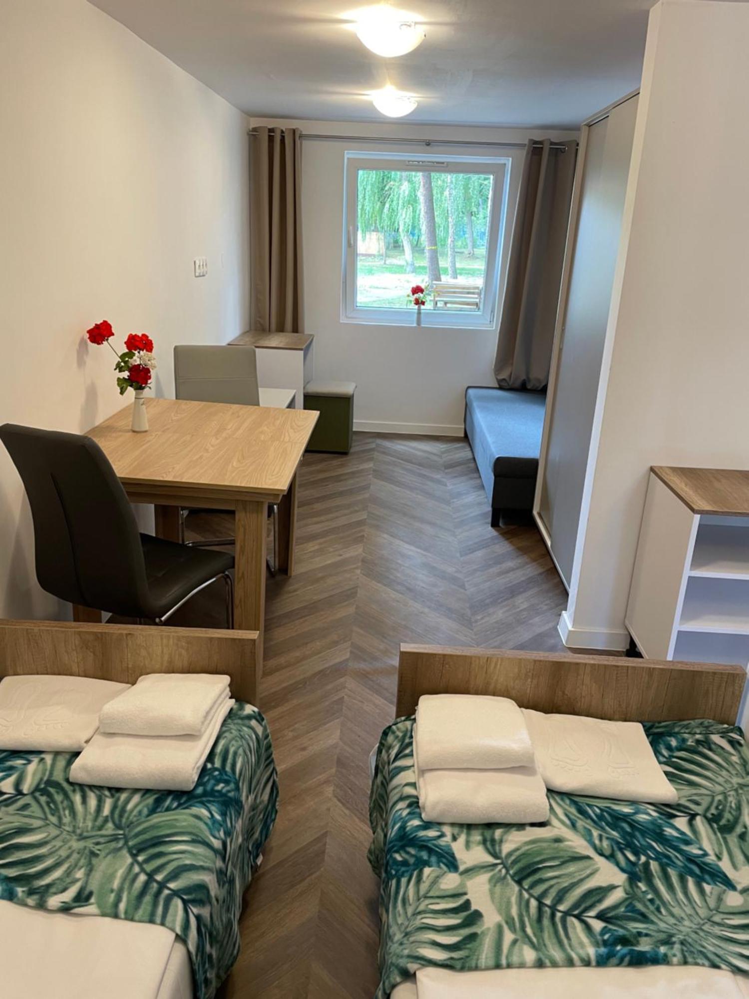 Domki Osrodek Wypoczynkowy Neptun Hotel Ujście-Darłowskie Eksteriør billede